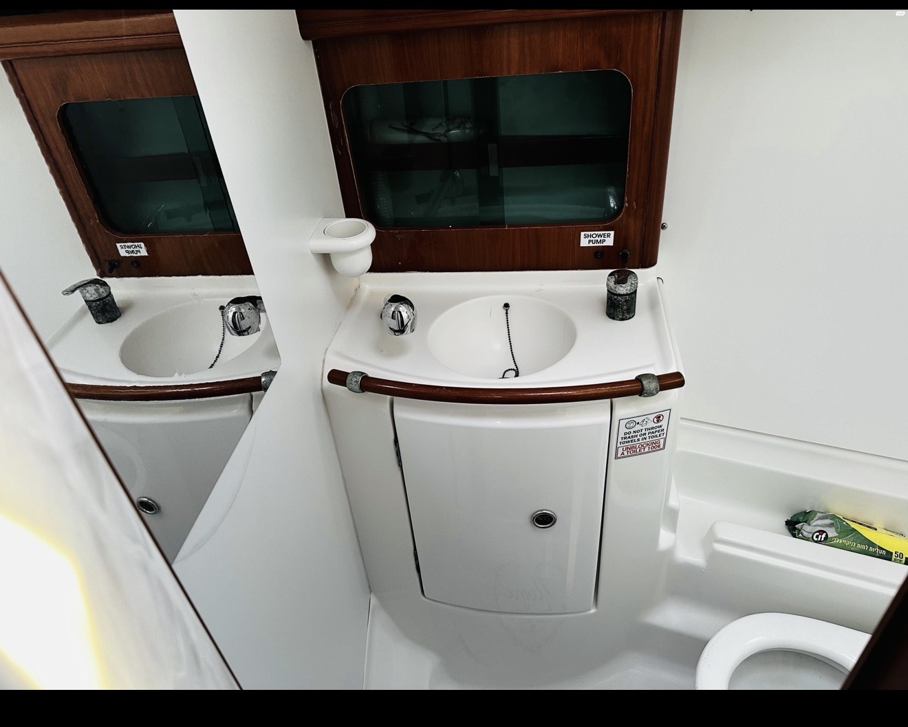 Beneteau אושיאניס